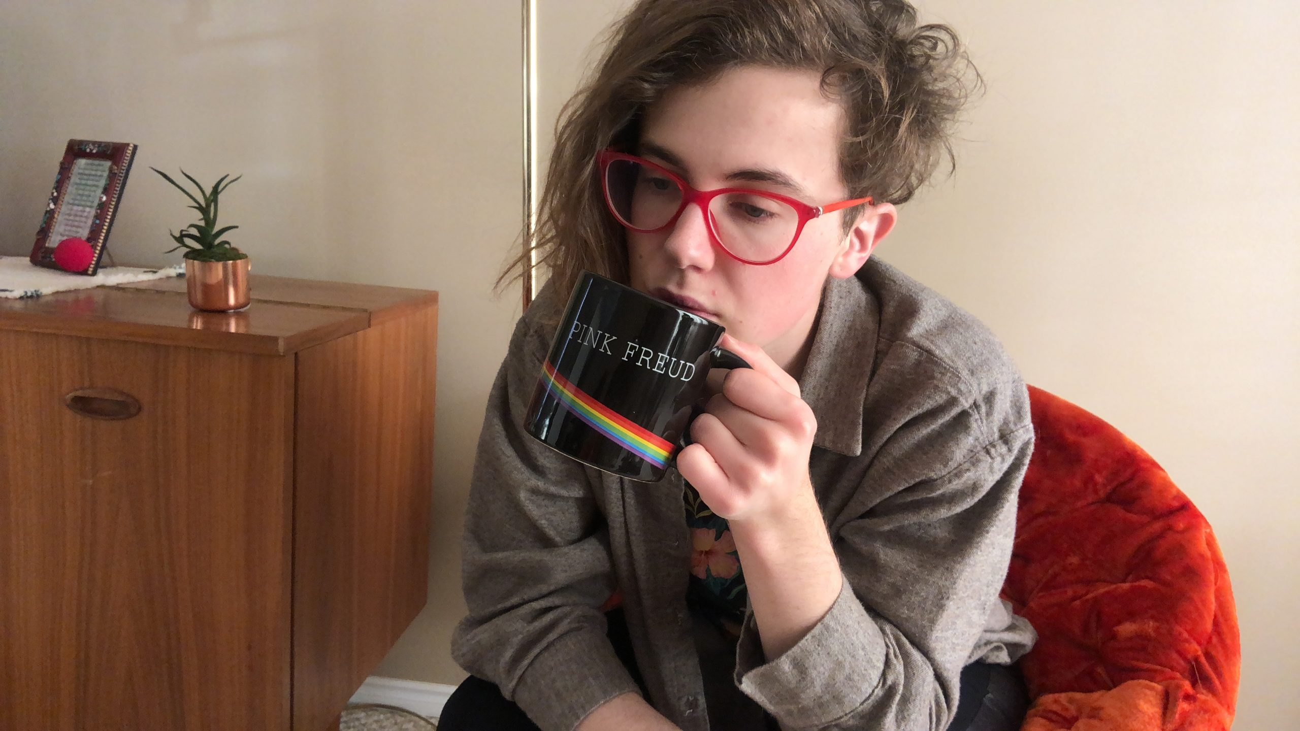 Singing while sick? Drink that tea!